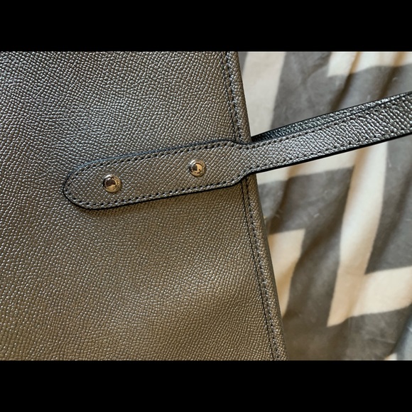 LIKE NEW Coach pewter set: zip tote, wallet, coin purse - Picture 3 of 16